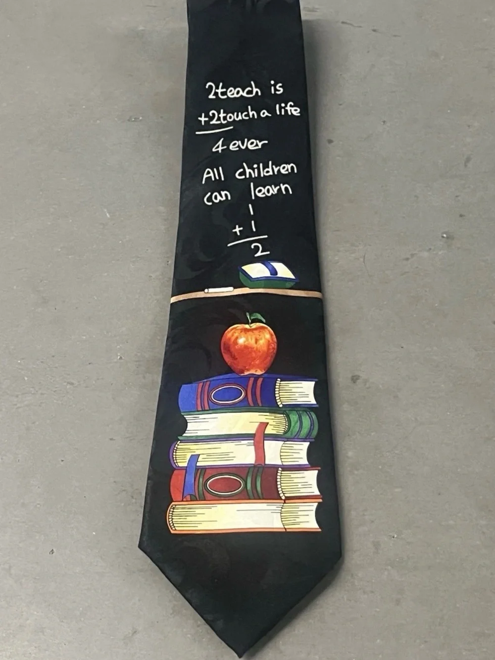 Steve Harris Handmade “Back to School” Mens Tie - NWOT